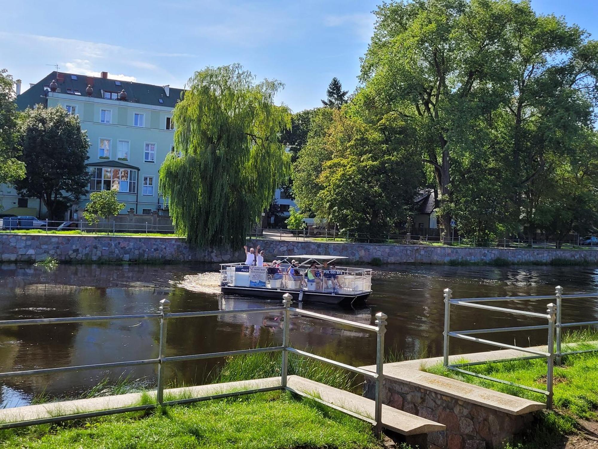 Apartament Nad Parseta W Centrum - Prywatne Miejsce Postojowe & Dwa Rowery 코워브제크 외부 사진